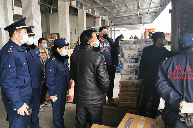 南京市市場監(jiān)管人員用“五字訣”助力企業(yè)復(fù)工紀(jì)實(shí)